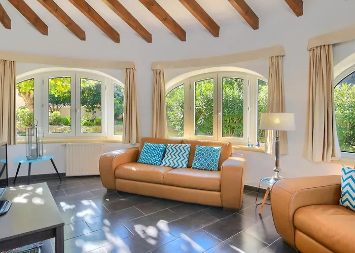 Doudou By Aguilarent 德尼亚